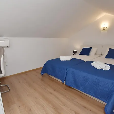 Lorena Apartment